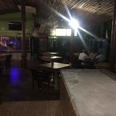 Grand Hilton Hotel Negombo Kültér fotó