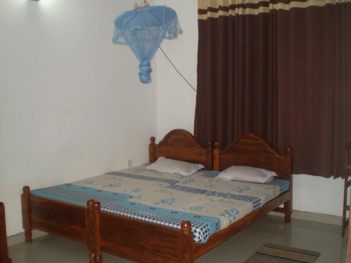 Grand Hilton Hotel Negombo Kültér fotó